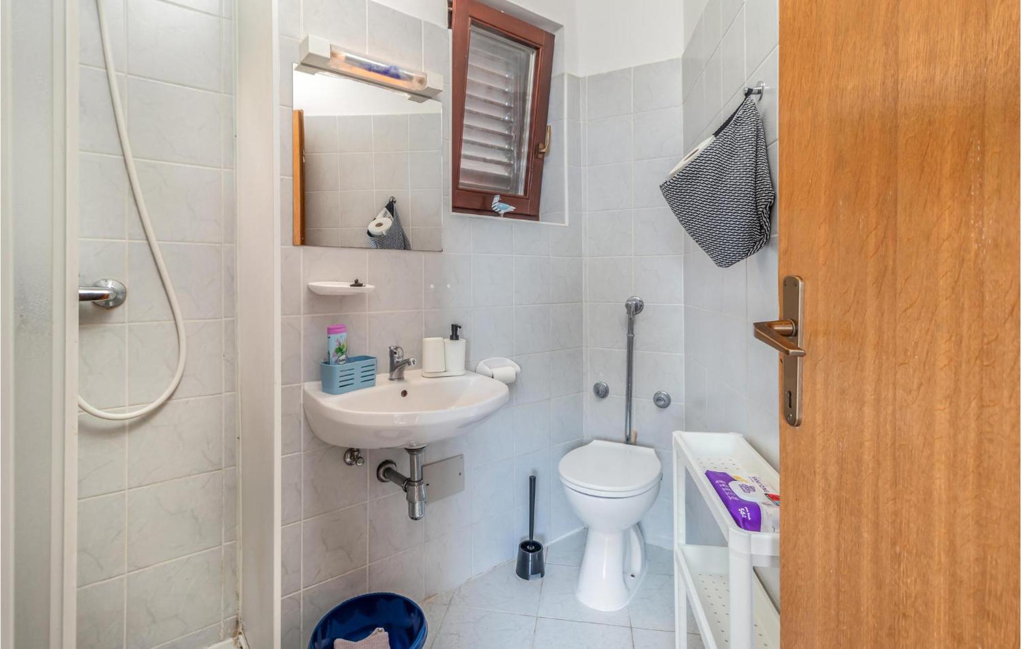 Nice Apartment In Rijeka With House Sea View Esterno foto